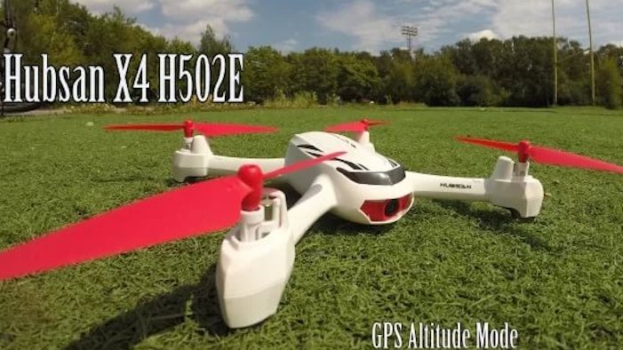 Hubsan h502e на траве