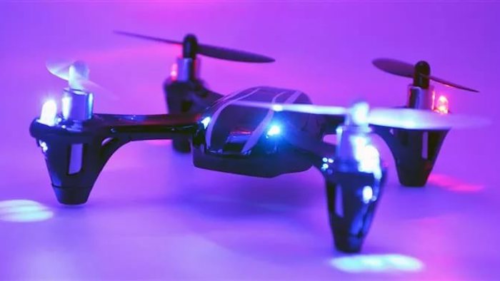 Hubsan h107l готов к полету
