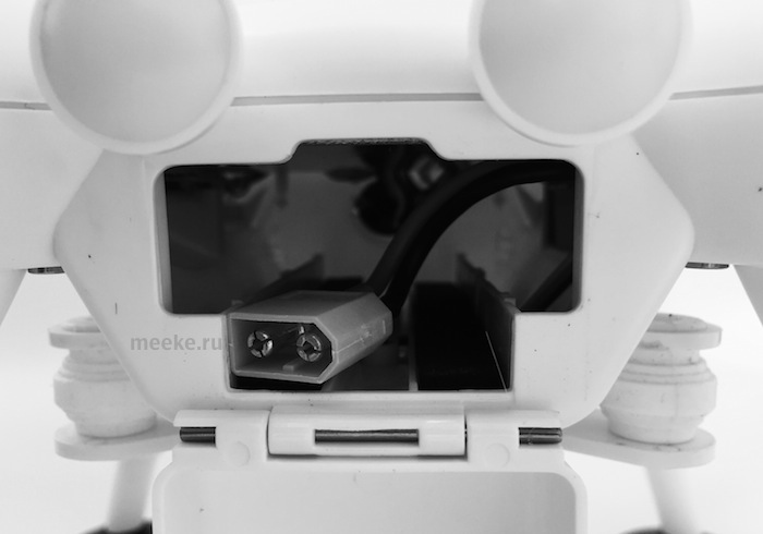 полка для аккумулятора WLtoys V303-C