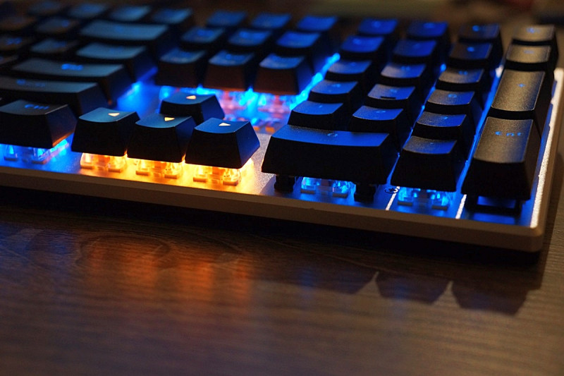 Игровая механическая клавиатура DAREU 108 CN