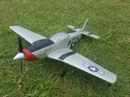 Самолет на пульте управления Fei Lun P51 Mustang EPO 2.4G 4-ch 6-Axis Gyro RTF